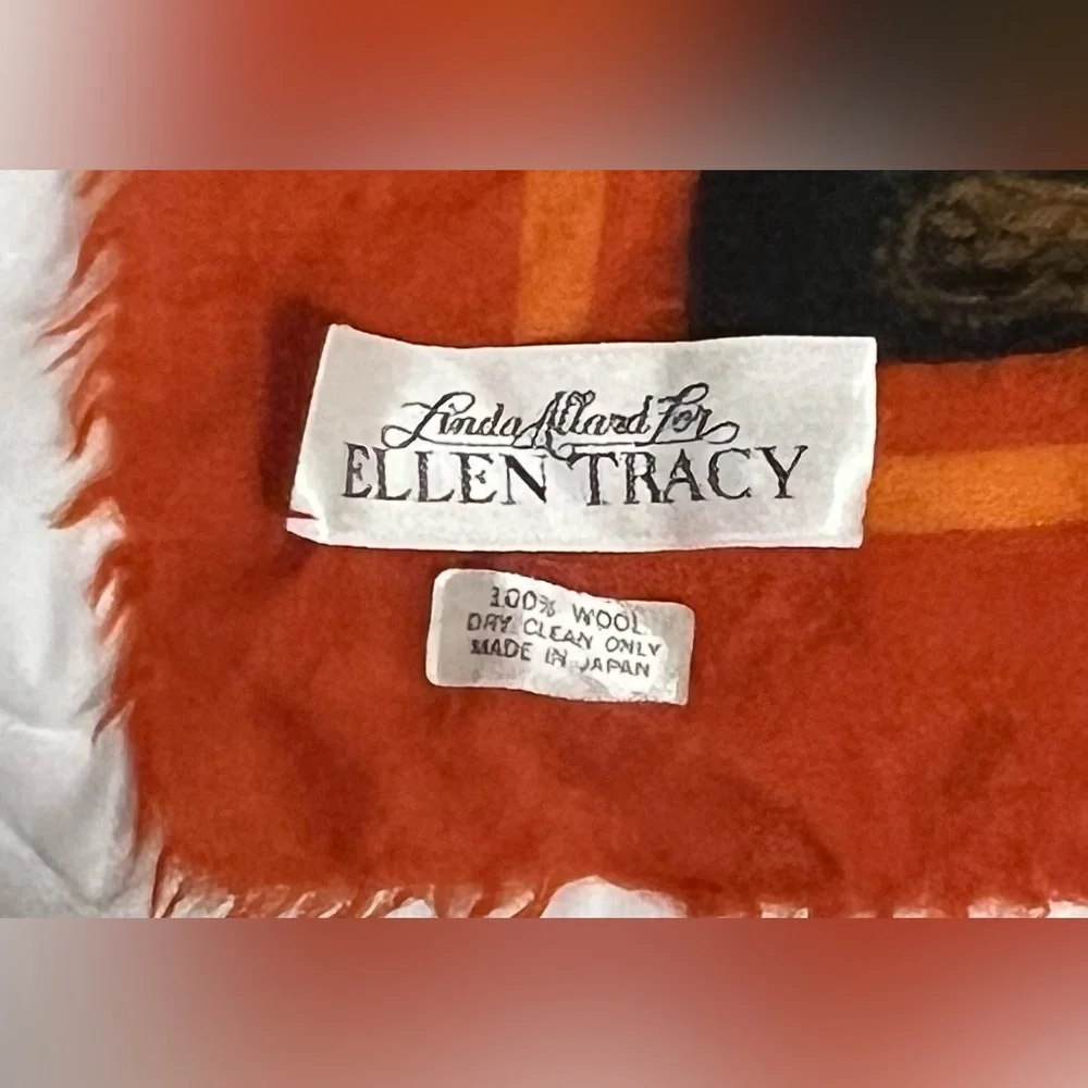 Linda Allard For Ellen Tracy Wool Scarf Rust/Brown/Orange Map Like Design 47x47